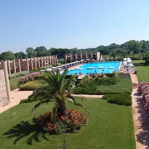 ** Resort Cosmopolitan Golf & Italien